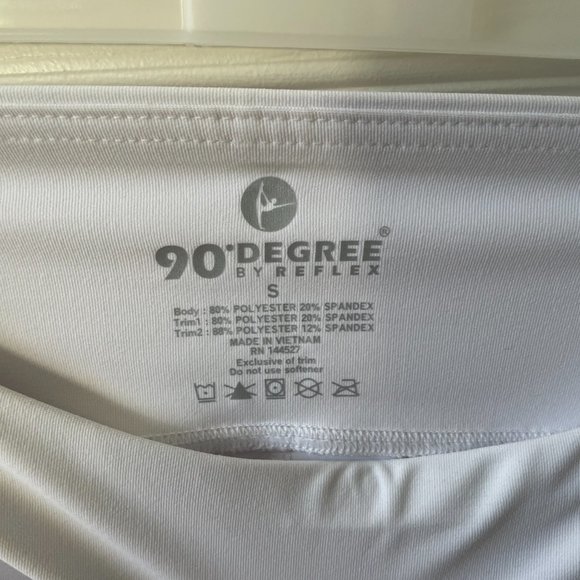 90 Degree by Reflex - W Capri Legging - White - Perforated - US S - Picture 2 of 2